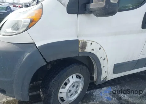 2018 Ram Promaster 2500 High Roof 136 Wb z USA, uszkodzony, nr VIN 3C6TRVCG0JE112872